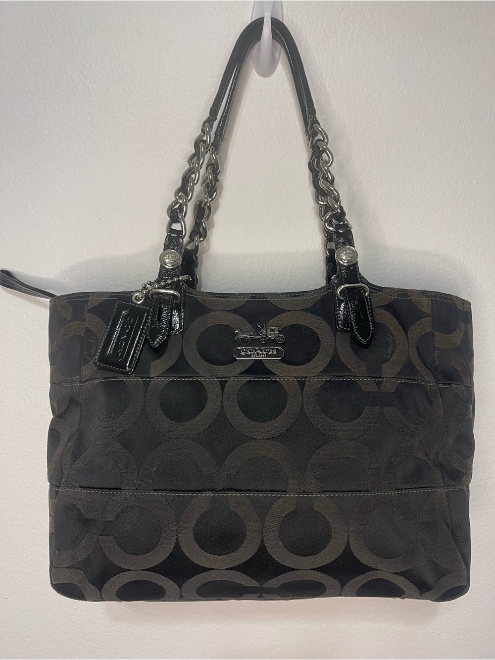 Coach Madison Tribeca Op Art Sateen Tote Style 14133 with original hang tag EUC